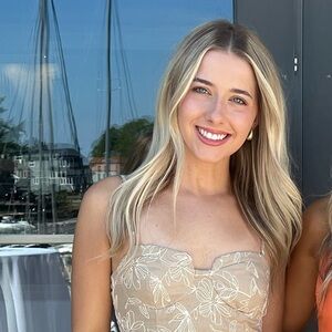 Meet your Posher, Arianna